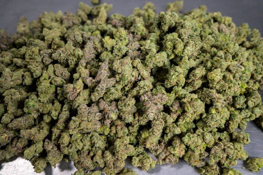 What is THCA? A Guide to the Non-Psychoactive Cannabinoid